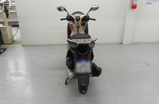 HONDA SH 150I DLX - Foto 4
