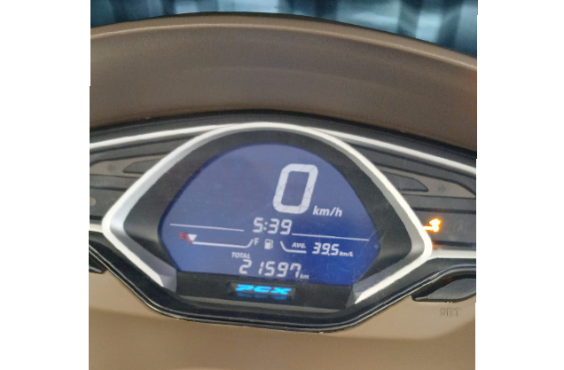 HONDA PCX 150 DLX ABS - Foto 5