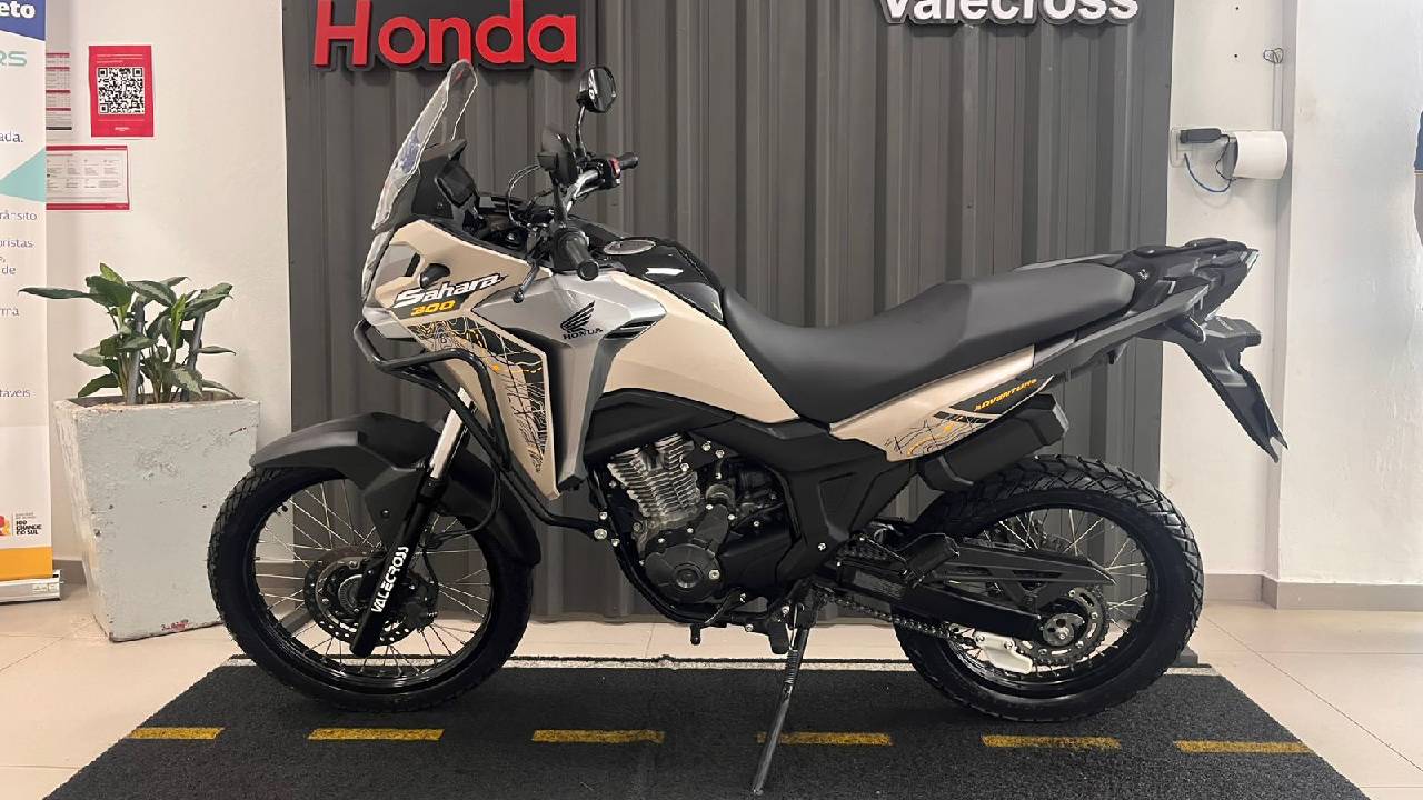 HONDA XRE 300 SAHARA ADV - Foto 2