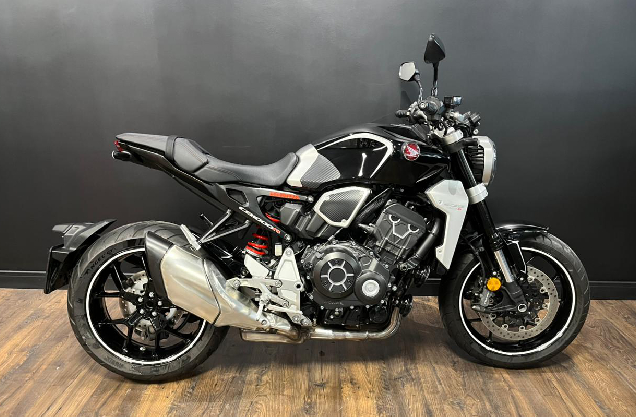 HONDA CB 1000R