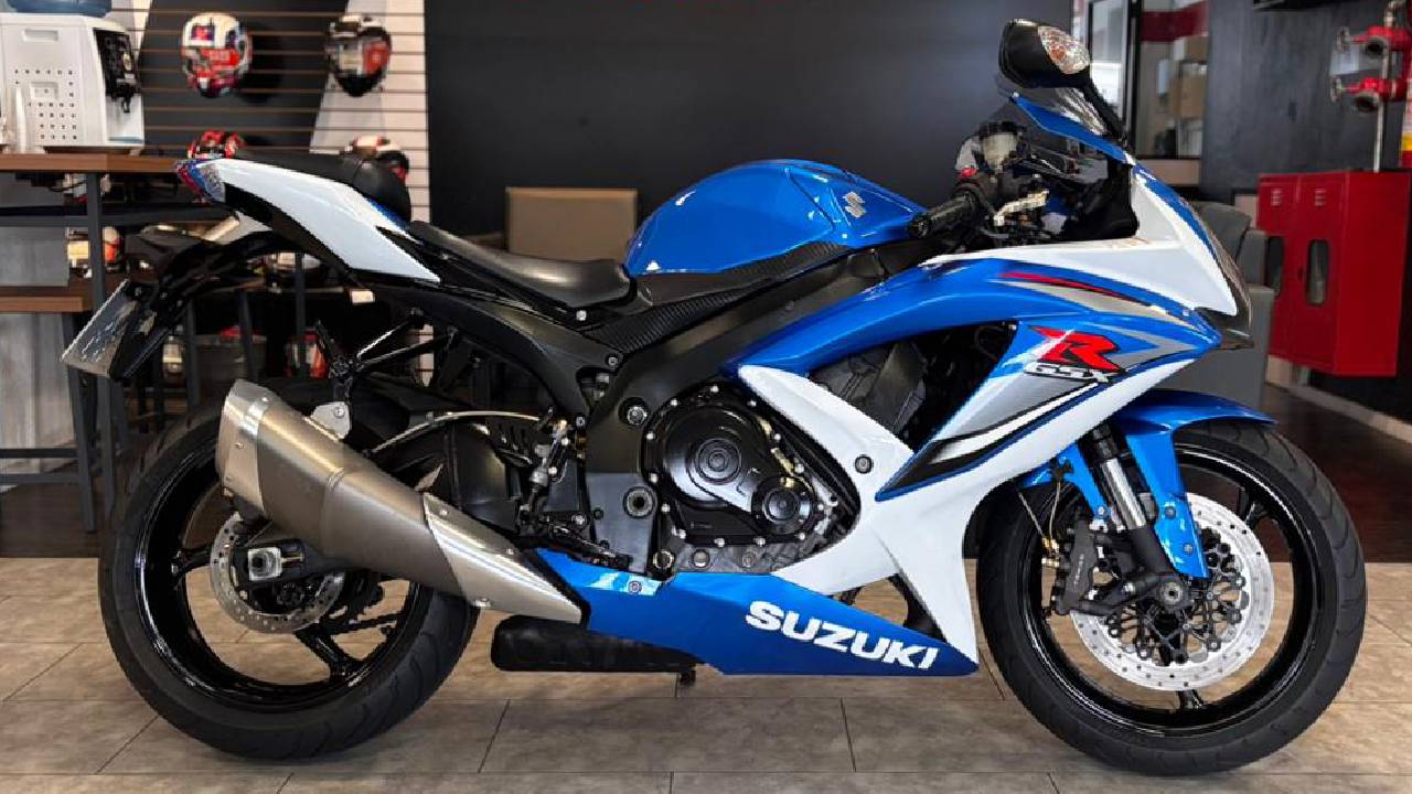 SUZUKI GSXR 750