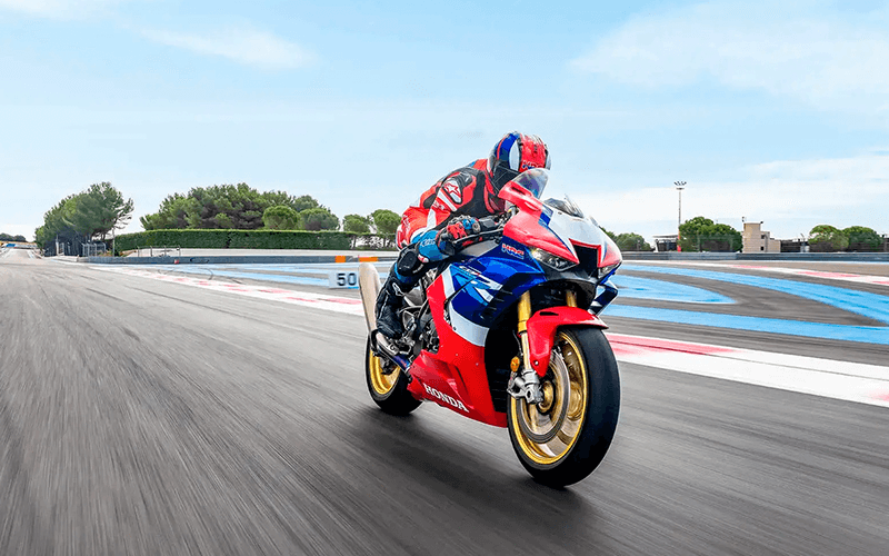 CBR 1000RR-R FIREBLADE SP - Foto 4