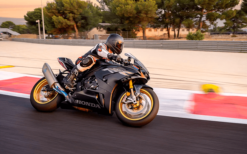 CBR 1000RR-R FIREBLADE SP - Foto 6