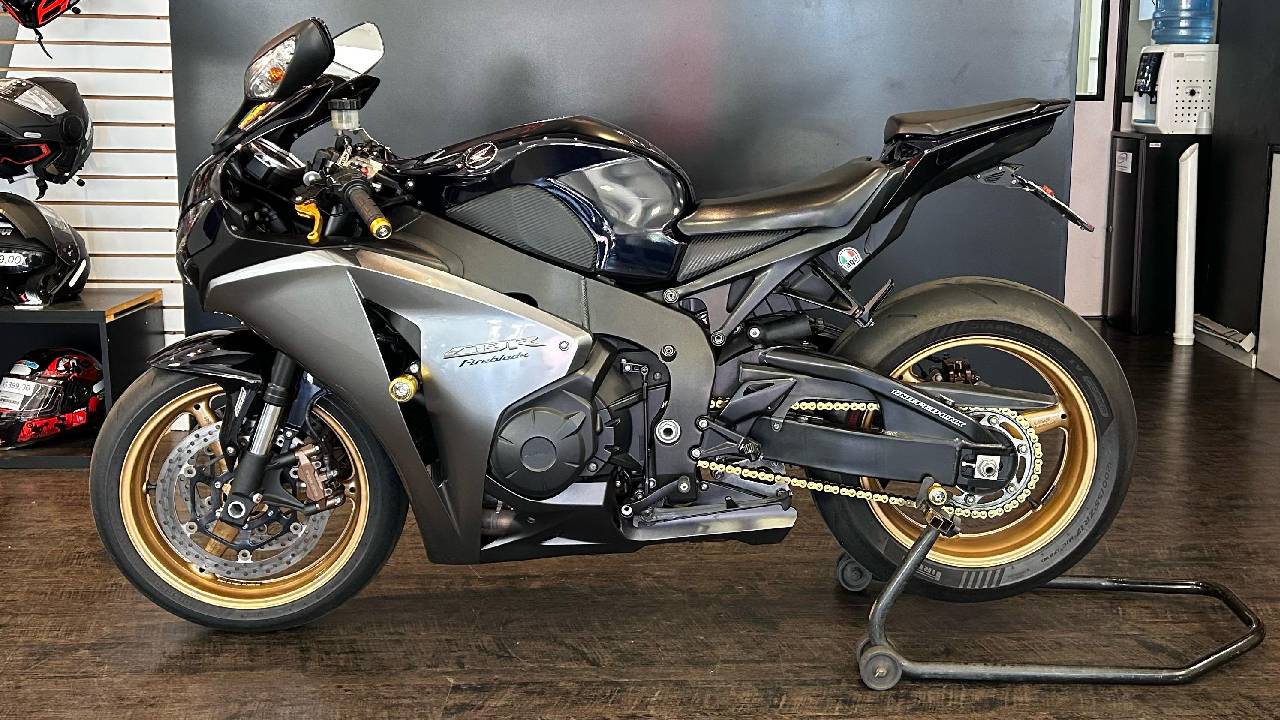 HONDA CBR 1000RR - Foto 2