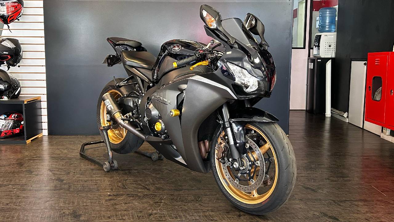 HONDA CBR 1000RR - Foto 4